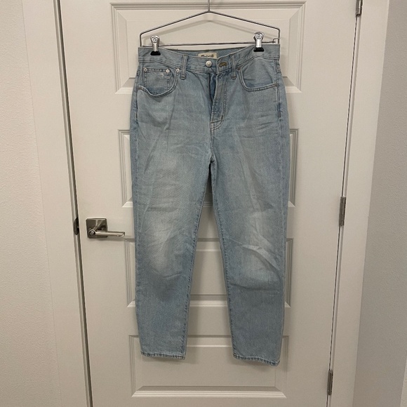 Madewell Denim - Madewell Light wash Boyfriend Jeans